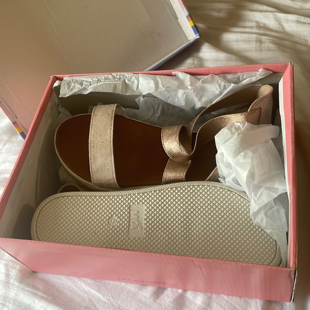 MIA kids rose gold